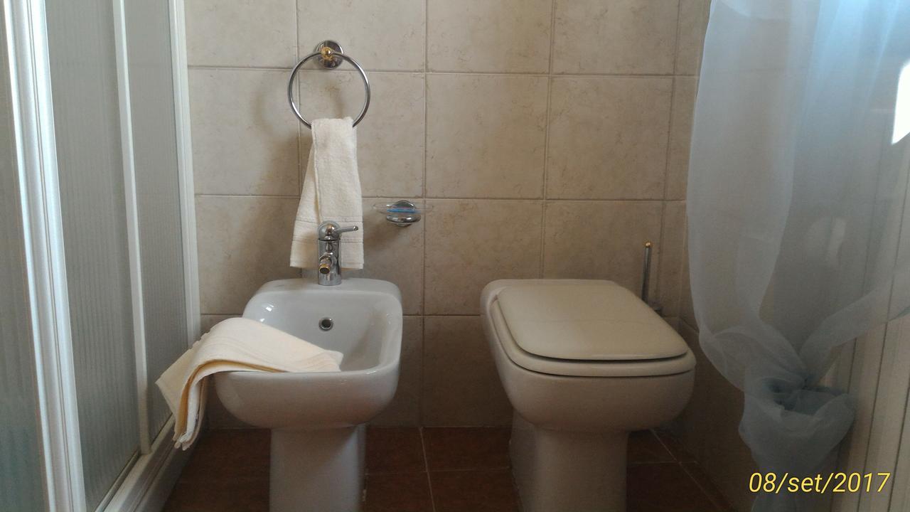L'Ape In Corte Casa Di Campagna, Via Francigena Stanze E Colazione Vaccarizza Екстер'єр фото