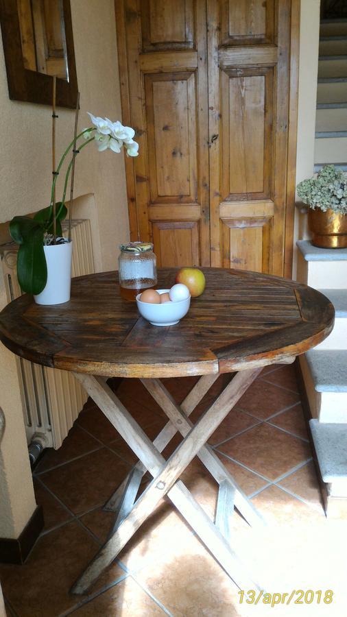 L'Ape In Corte Casa Di Campagna, Via Francigena Stanze E Colazione Vaccarizza Екстер'єр фото